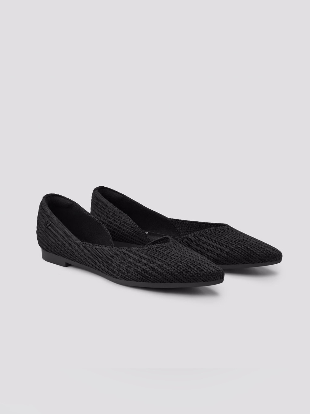 Women’s Black Knit Pointed-Toe Flats